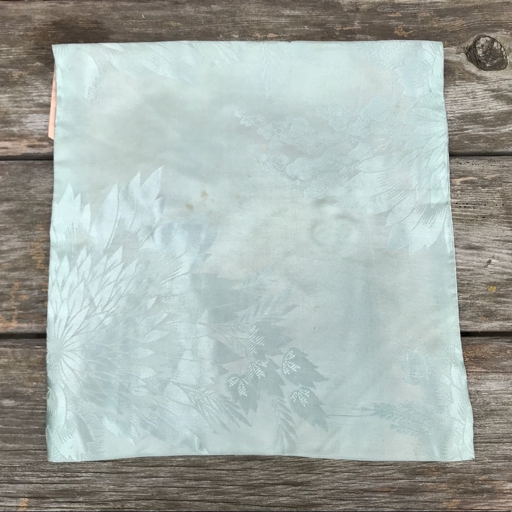 Art Deco Monogramed Silk Hanky Lingerie Holder - Picture 6 of 7